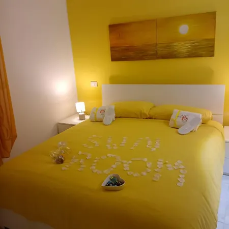 Sun & Moon B&B Bari Buitenkant foto